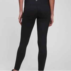 NWT Gap GapFit Black leggings